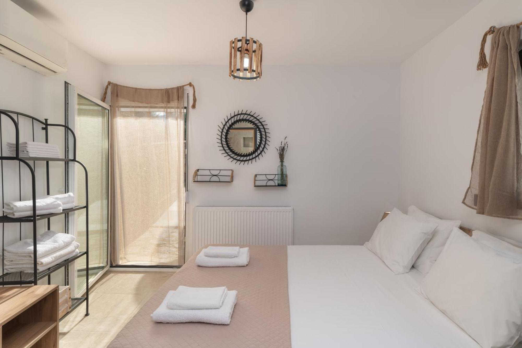 Apartment Treasure Of Herbs Complex Panormos (Crete)